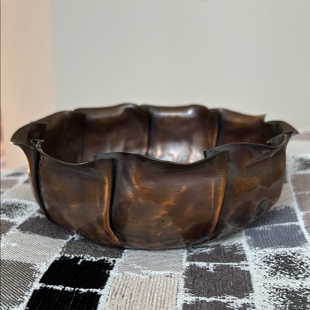 CRAFTSMAN STUDIO Artisan/Brutalist Copper Decorative Bowl- handmade